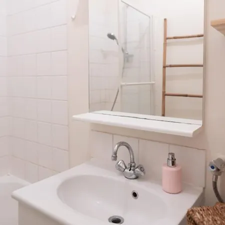 Charming Near Bastille Appartement